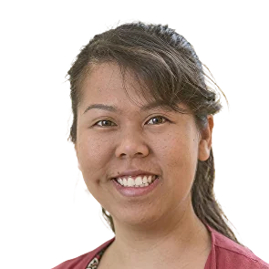 Portrait of Ngoc-Quynh Nguyen Wells