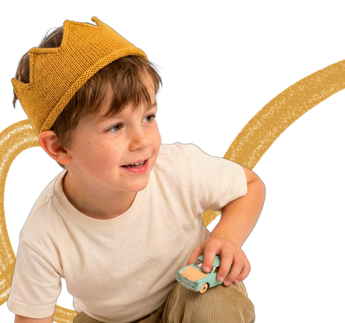 A clinician conducting a strengths-based developmental evaluation with a child at ANNA